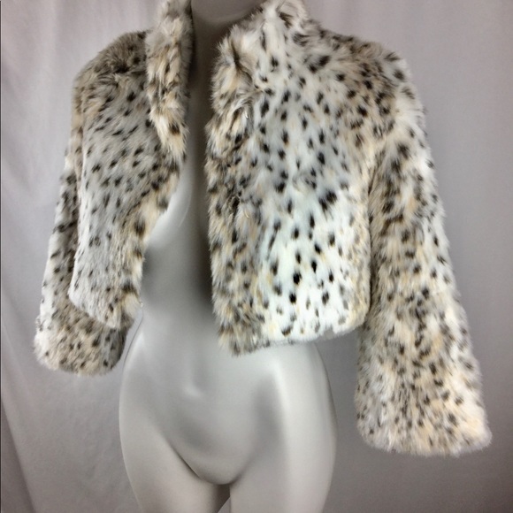 Express Jackets & Blazers - 🥶Express White/leopard print faux fur jacket